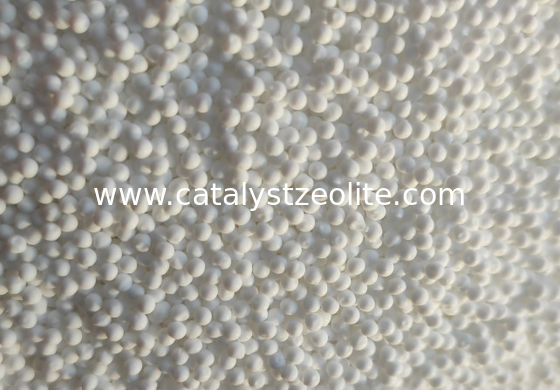50n/Pcs 0,7ml/G Gamma Alumina Sphere per il Liquid Molding dell'ossido di alluminio CCR Catalyst Carrier